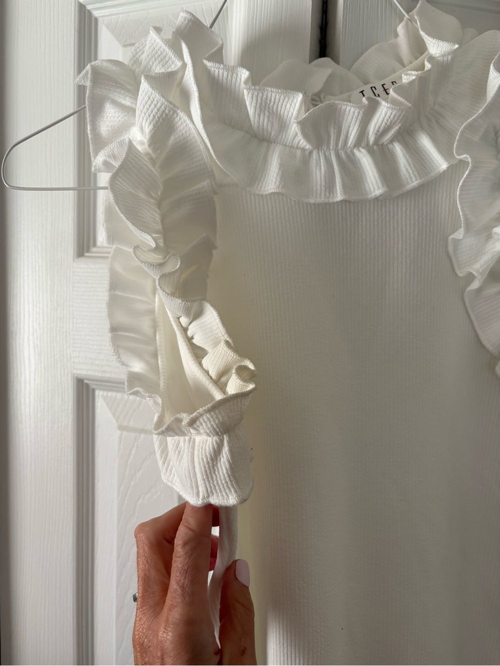 TCEC White Ruffled Sleeveless Ribbed Bodysuit - Picture 3 of 3